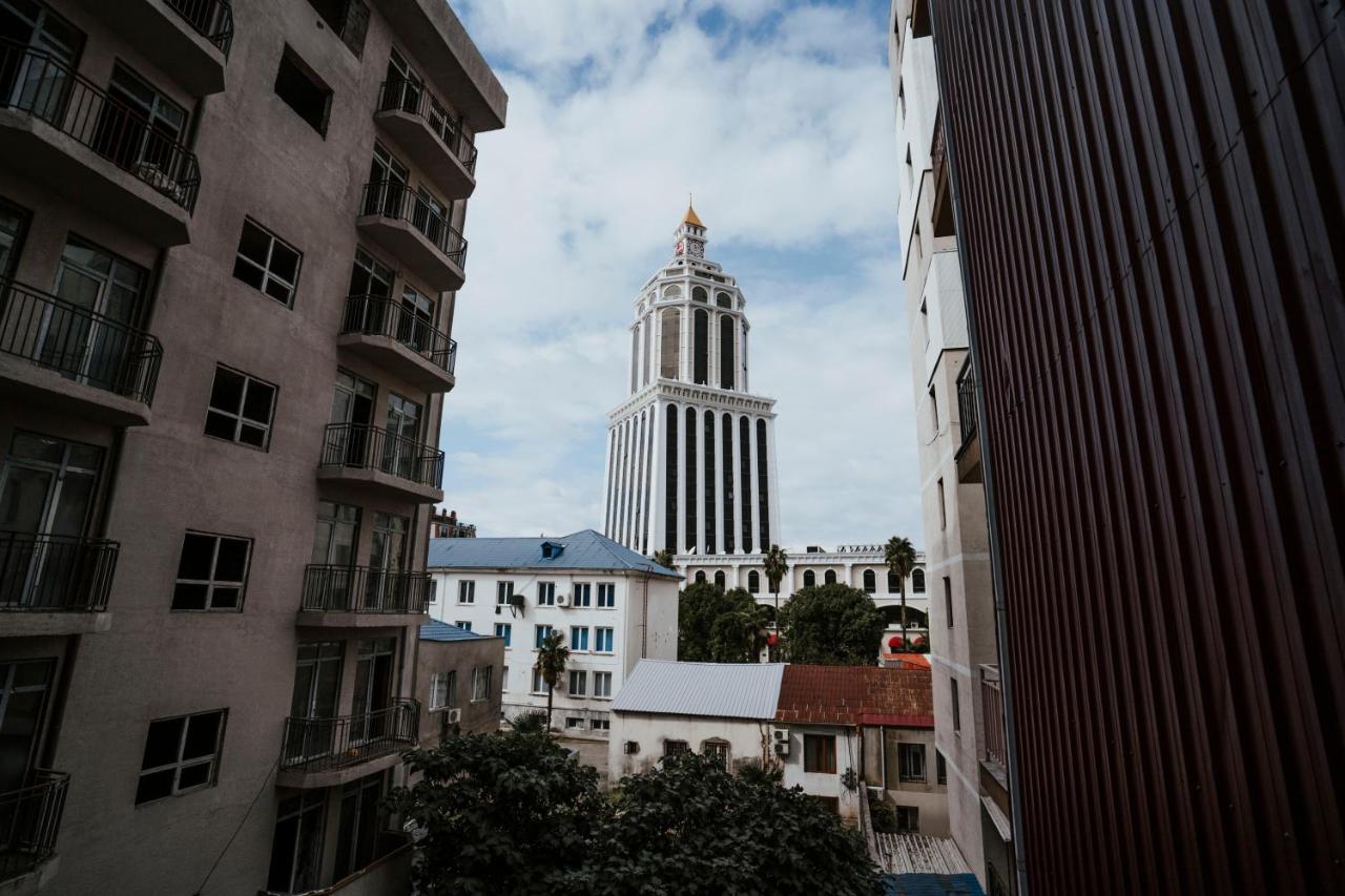 Hotel General バトゥーミ エクステリア 写真